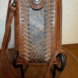Montana West Western Brown Leather Crossbody Bag Phone Pocket